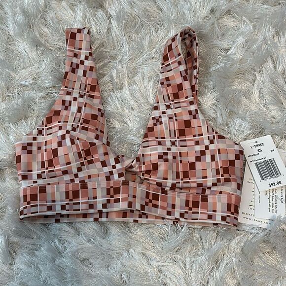 L*Space Do The Twist Sports Bra - Picture 2 of 6